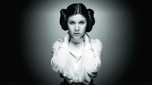 LEIA IS BACK BITCHS!