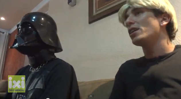 Trollei meu pai fingindo que era Jedi