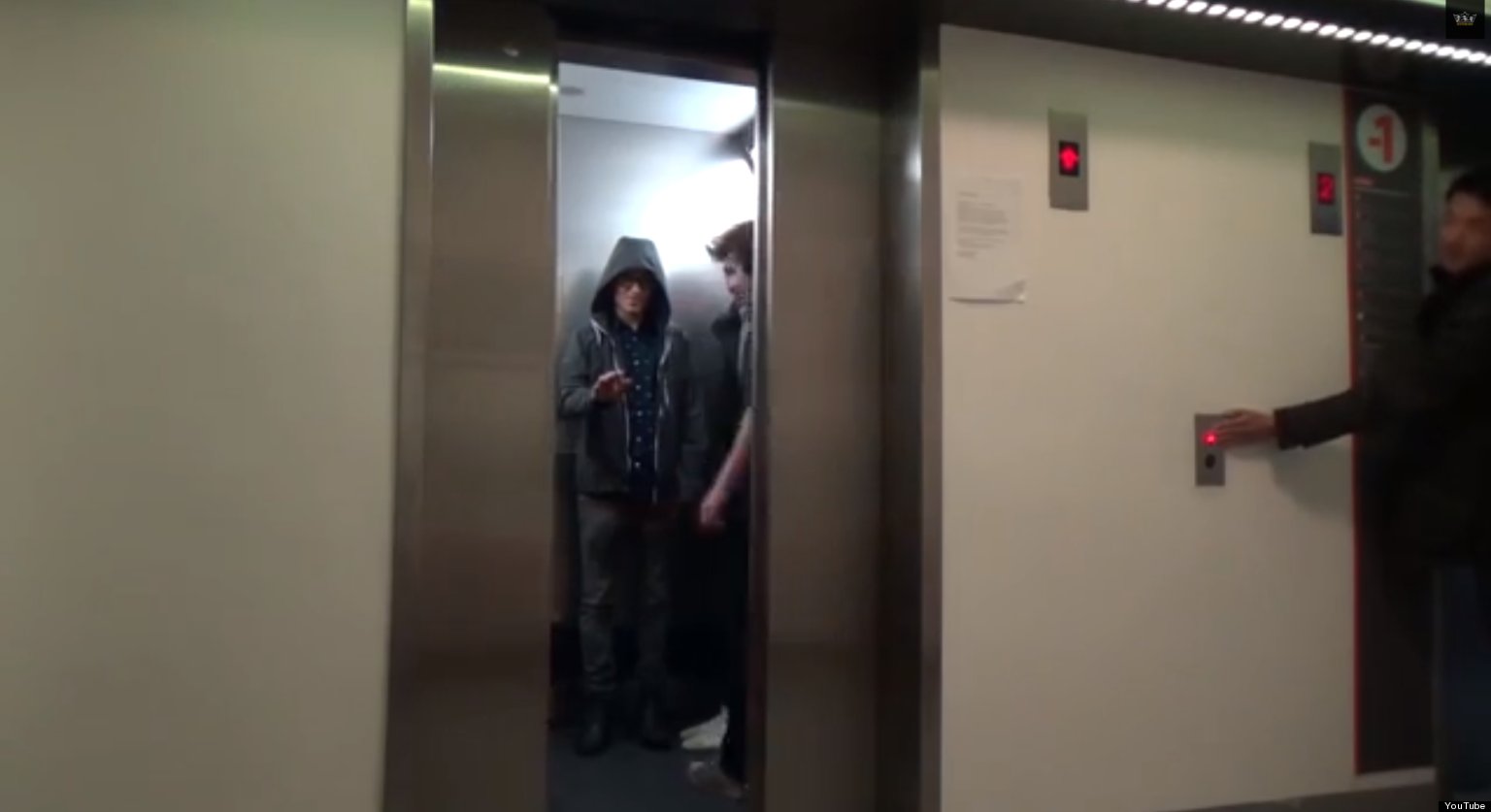 Usando A Força no elevador