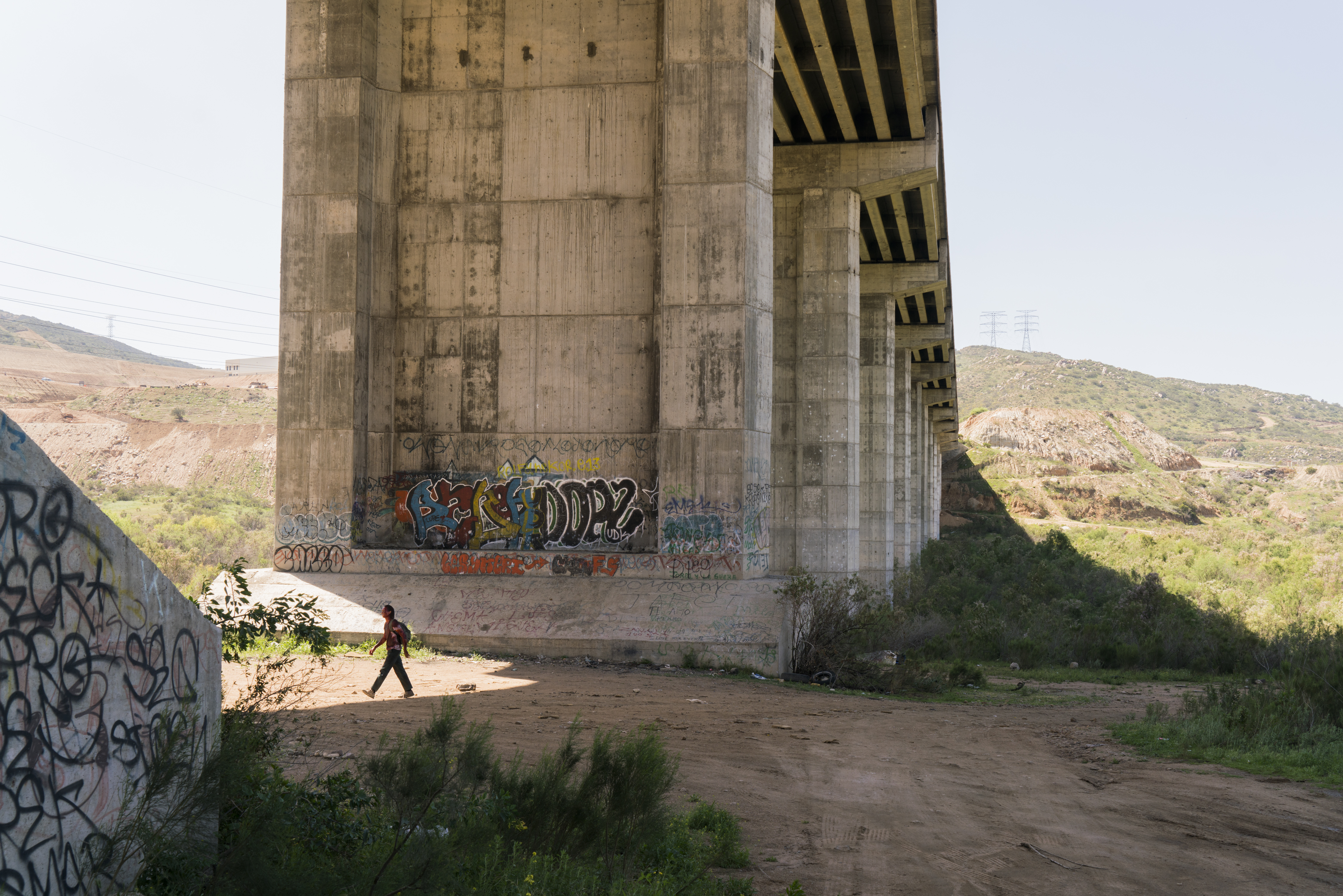 Frank Dillane as Nick Clark - Fear The Walking Dead _ Season 2, Episode 8 - Photo Credit: Richard Foreman Jr/AMC