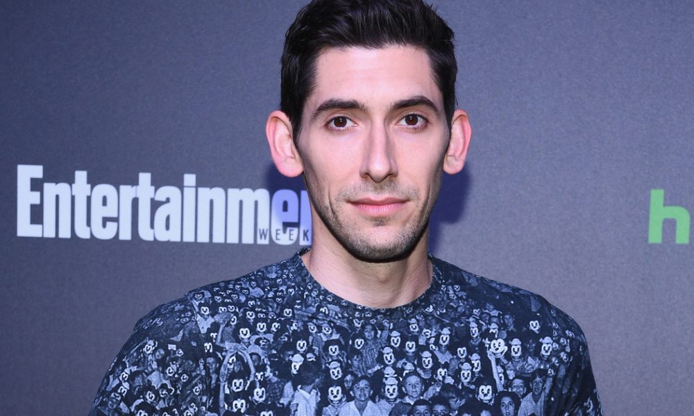 Max Landis está tentando voltar como um ‘coach criativo holístico’