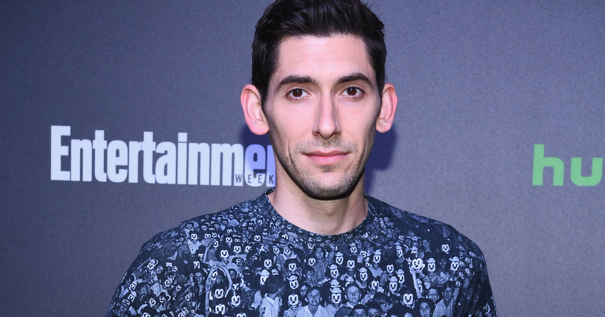 Max Landis está tentando voltar como um ‘coach criativo holístico’