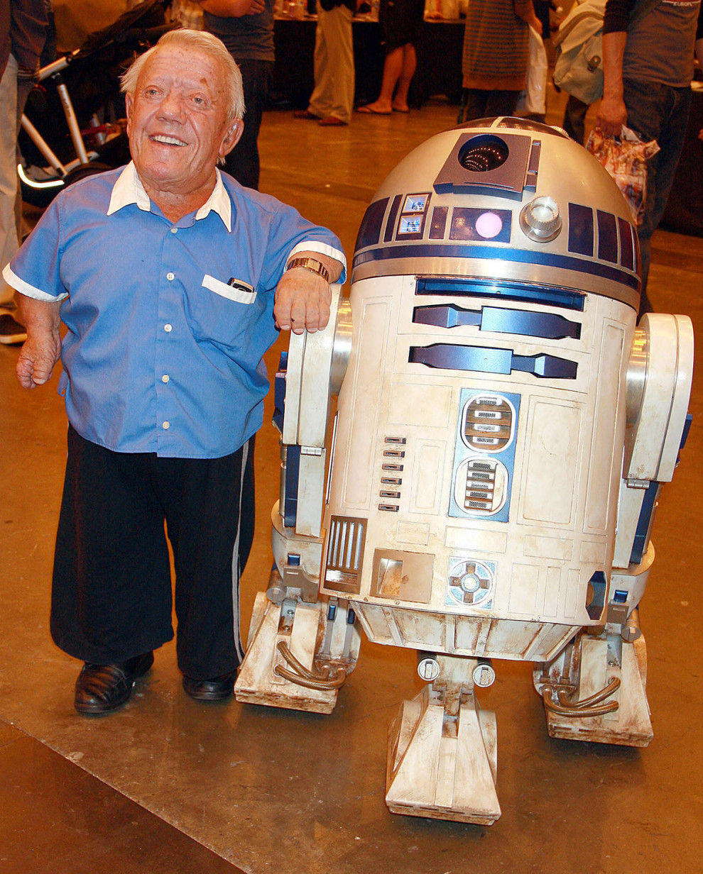 r2d2